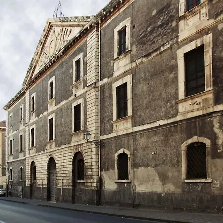Mansarda In Palazzo D'epoca *