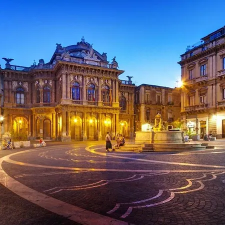 Apartamento Mansarda In Palazzo D'epoca CTA