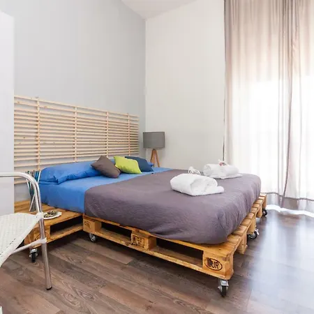 Apartment Mansarda In Palazzo D'epoca *